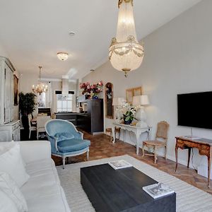 Luxe Appartement met Twee Slaapkamers